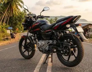 Bajaj Pulsar 180 2017