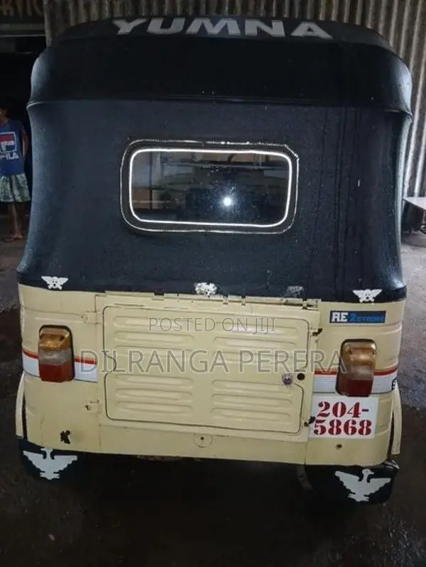 Bajaj RE 2 Stock 1995