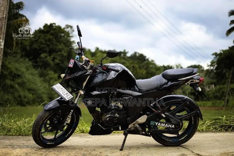Yamaha FZs V2 2016