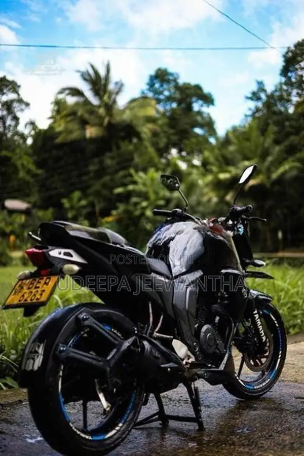 Yamaha FZs V2 2016