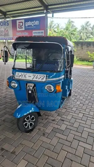 Bajaj RE 4 Stroke 2011