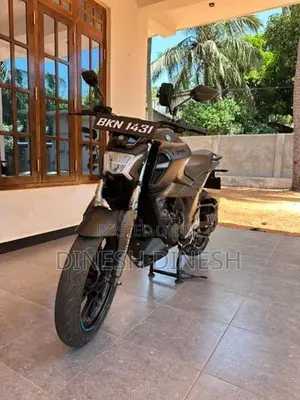 Yamaha FZs Fi 2025