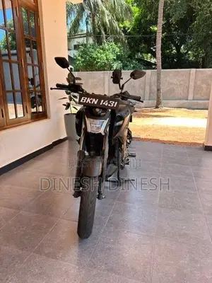 Yamaha FZs Fi 2025