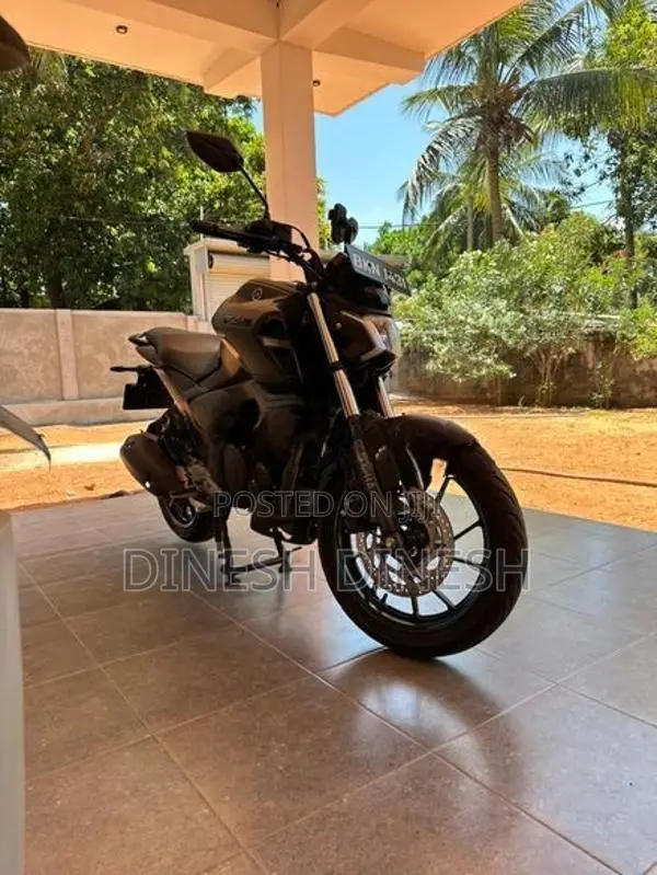 Yamaha FZs Fi 2025