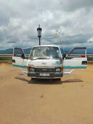 Toyota Hiace 1984