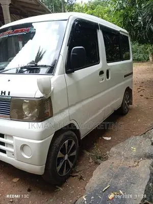 Mitsubishi LE-U61V Buddy Van 2002