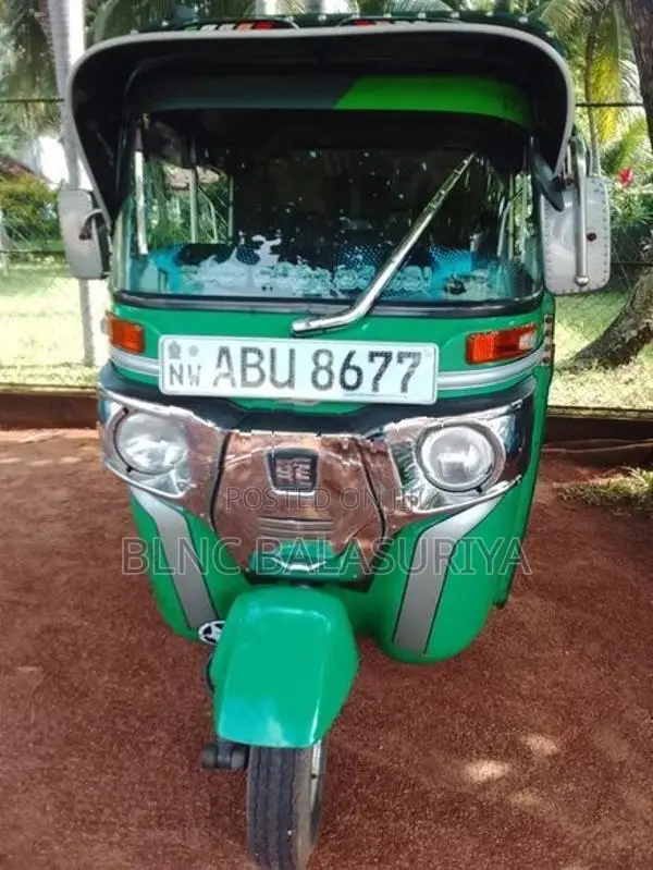 Bajaj RE Three Wheeler 2020