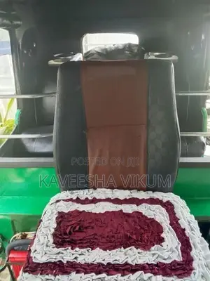 Bajaj RE 2 storke 2003