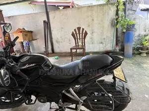 Bajaj Pulsar AS 150 2015