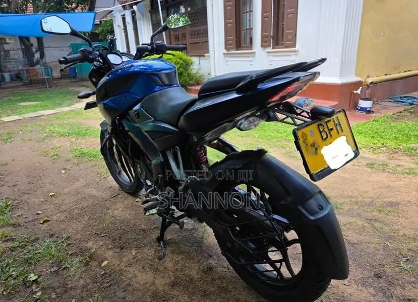 Bajaj Pulsar NS160 2017