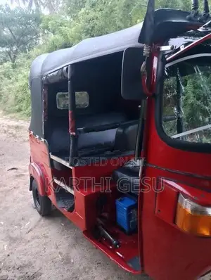Bajaj RE 2010
