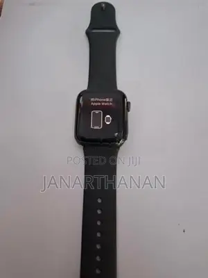 Apple Se 44mm Smart Watch
