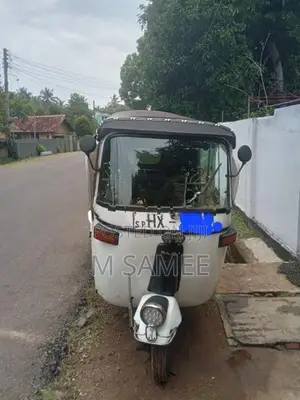 Bajaj RE 2003