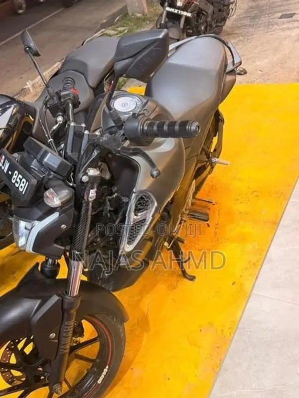 Yamaha Fzs V4 2025