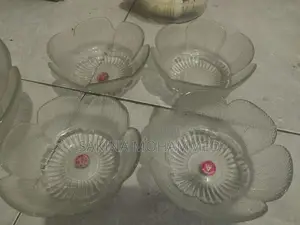 Fancy Flower Shaped Glass Bowl