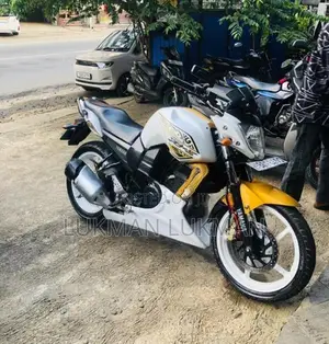 Yamaha FZ S 2014