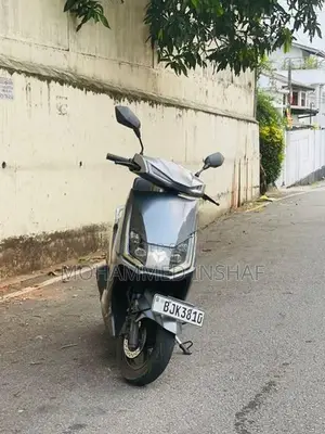 Yadea T5 2025
