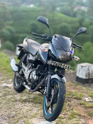 Bajaj Pulsar 150 2016