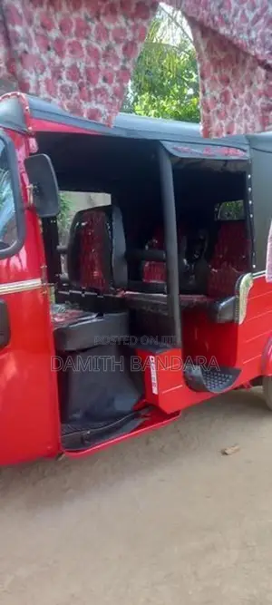 Bajaj RE ABB 2015