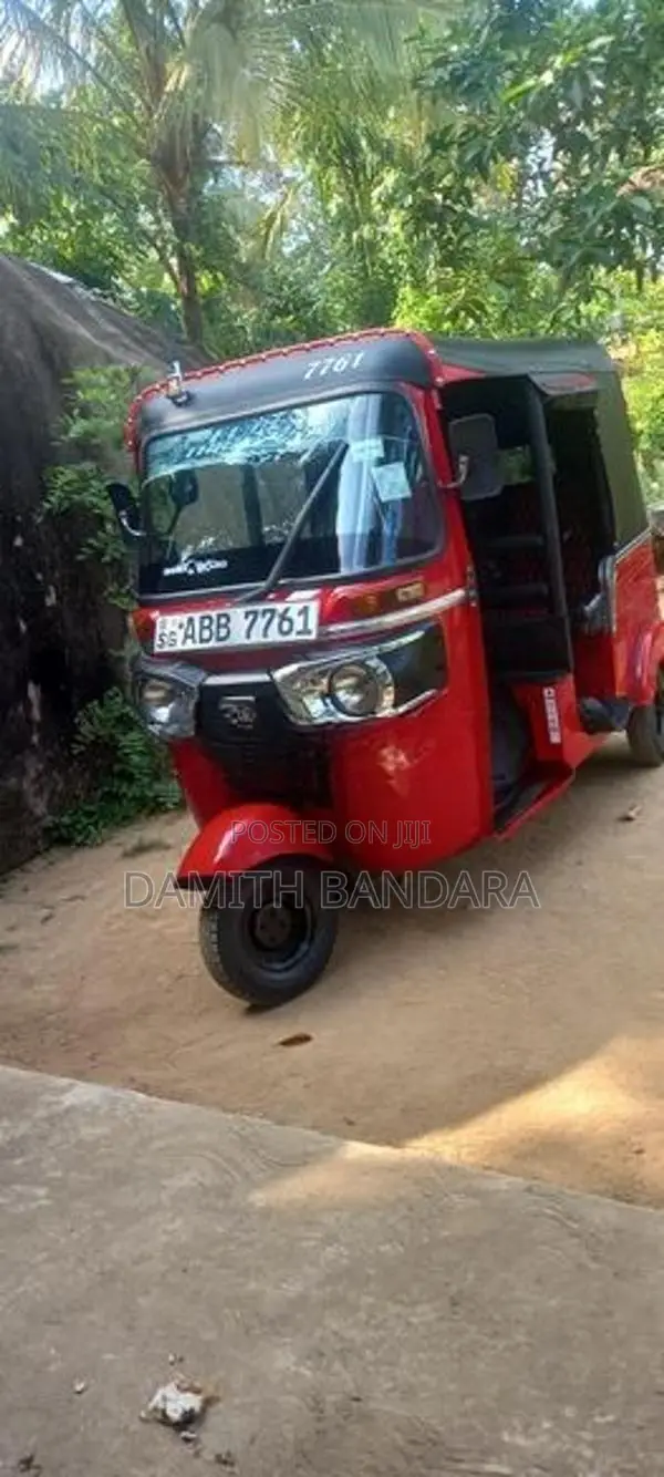 Bajaj RE ABB 2015