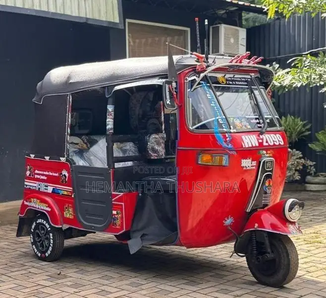 Bajaj RE 2003
