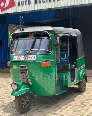 Bajaj RE 2008