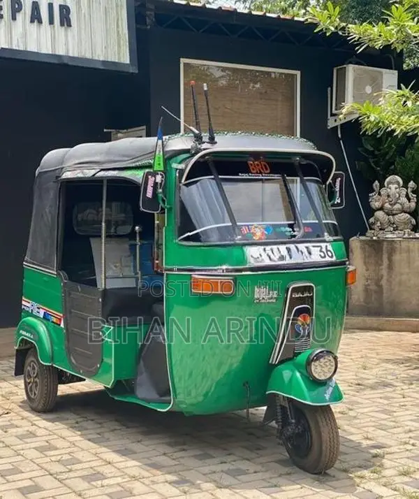 Bajaj RE 2008