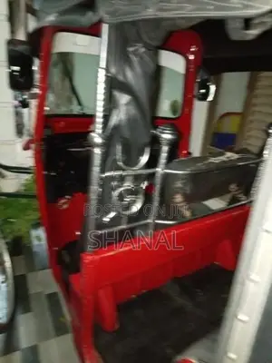 Bajaj RE 4 stroke three wheel 2015