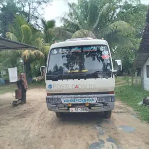 Mitsubishi FUSO 1989