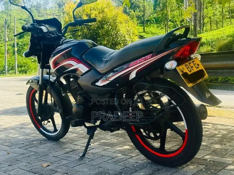 TVS Metro 2017