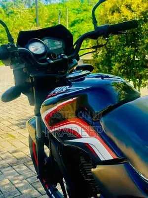 TVS Metro 2017
