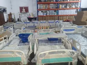 Five Function Electric Hospital Beds with Sanitary Functionality