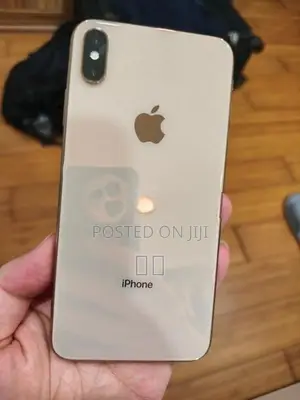 Apple iPhone XS Max (Used)