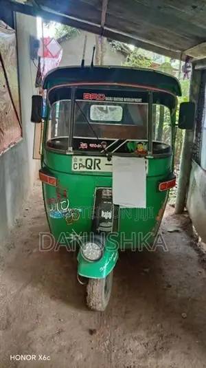 Bajaj RE 2009