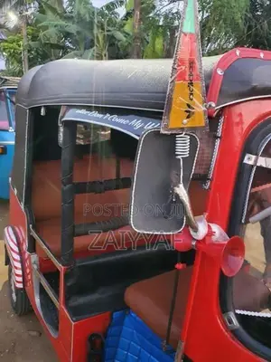 Bajaj RE 1995