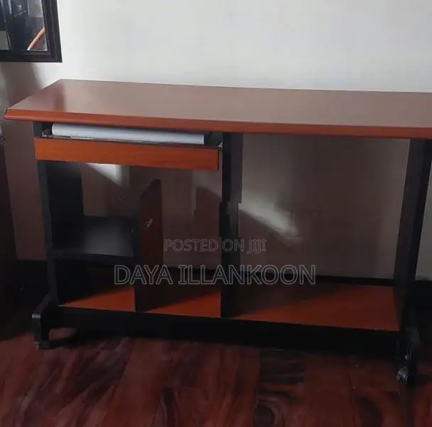 Computer Table