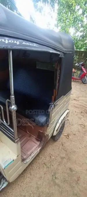 Bajaj RE 21 1990