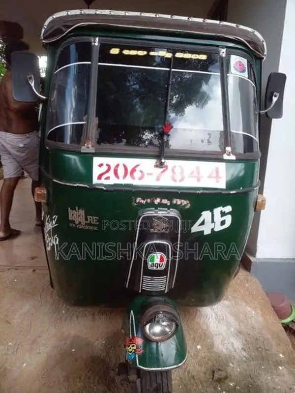 Bajaj RE 1999