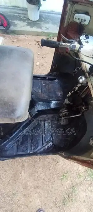 Bajaj RE 21 1990