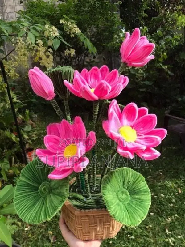 Handmade Pipe Cleaner Flower Vase