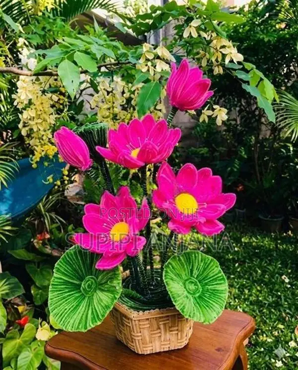 Handmade Pipe Cleaner Flower Vase
