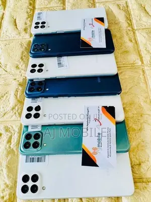 Samsung Galaxy M33 6GB / 128GB (Used)