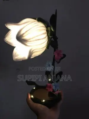 Pipe Cleaner Flower Vase