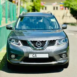 Nissan X-Trail 4WD HYBRID 2015