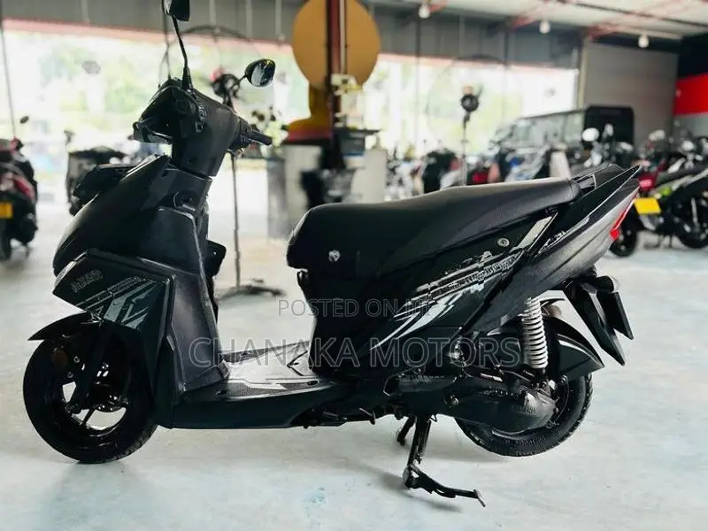 Yamaha Ray ZR 2018