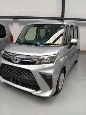 Toyota Roomy X 2023