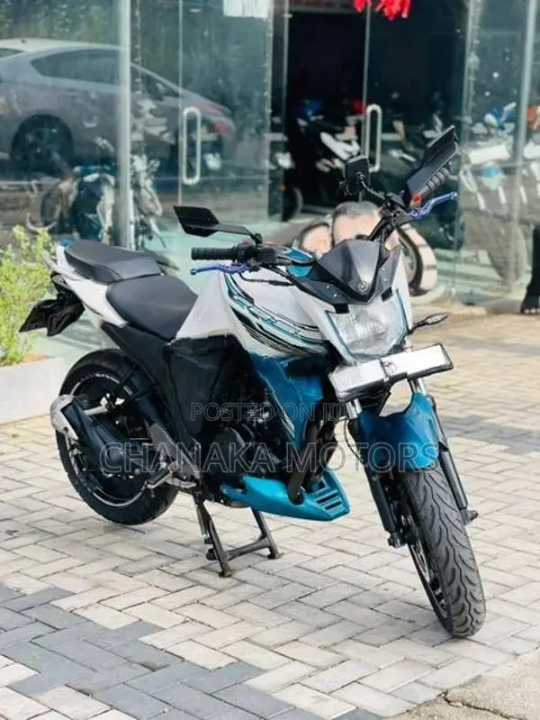 Yamaha FZs V2 2015