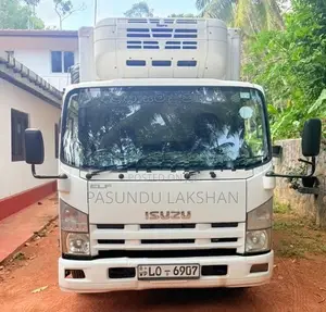 Isuzu Elf Freezer 2014