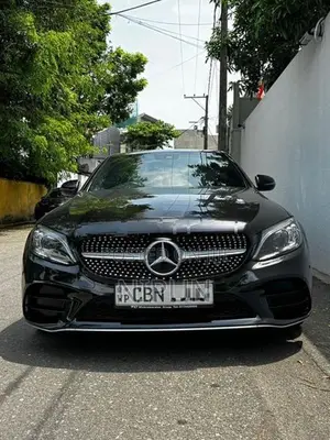 Mercedes Benz C200 AMG Premium 2019