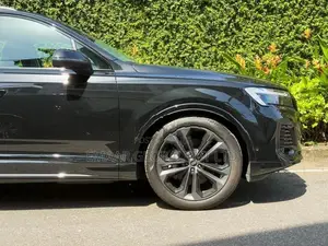 Audi Q7 2025